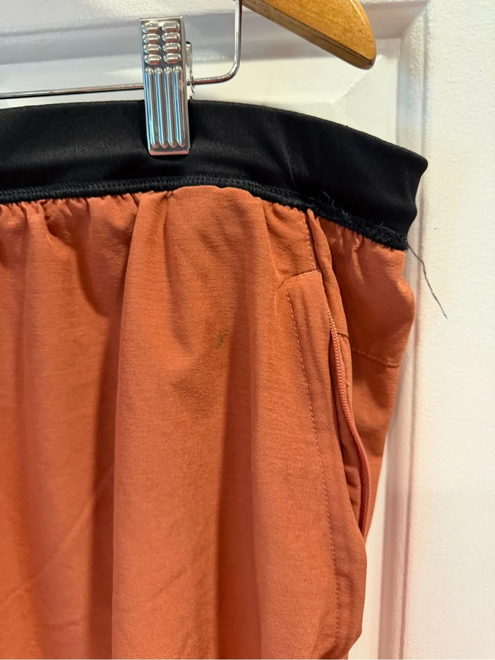 Adidas aeroready Rust Orange Athletic Shorts w Black Waistband Sz XXL